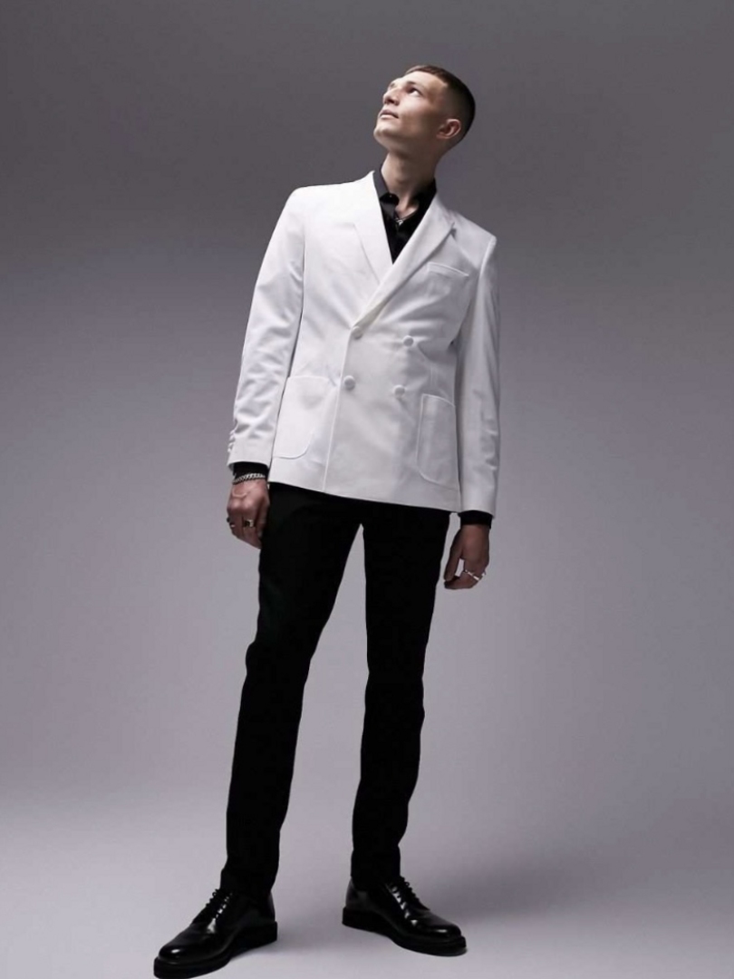 Двубортный белый мужской бархатный пиджак